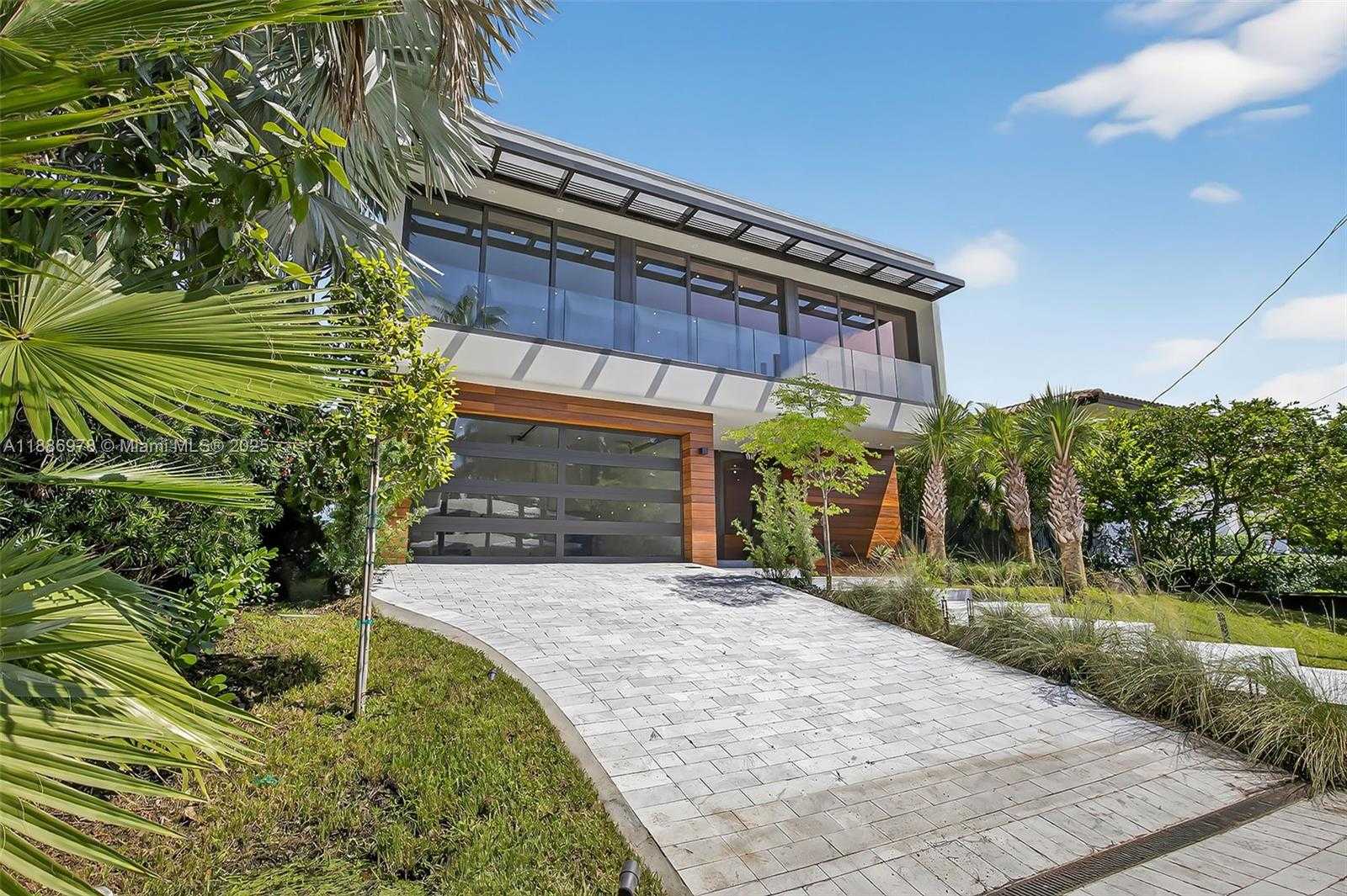 Small Image of 620 SOLAR ISLE DR, Fort Lauderdale Number 5
