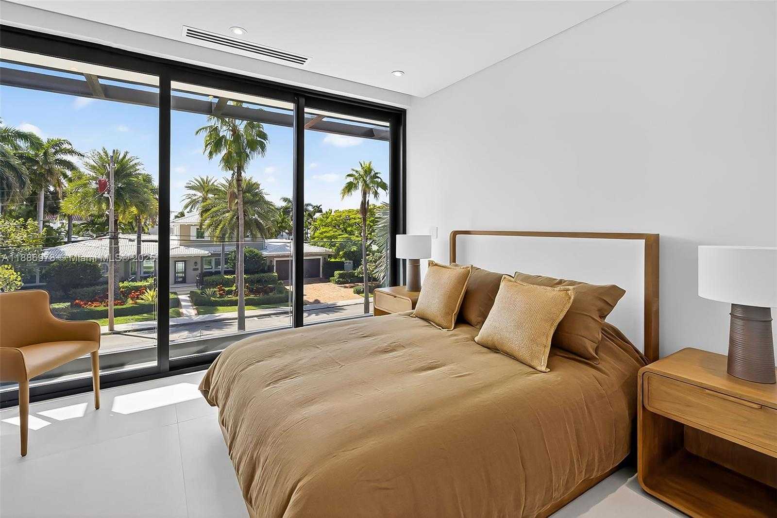 Small Image of 620 SOLAR ISLE DR, Fort Lauderdale Number 61