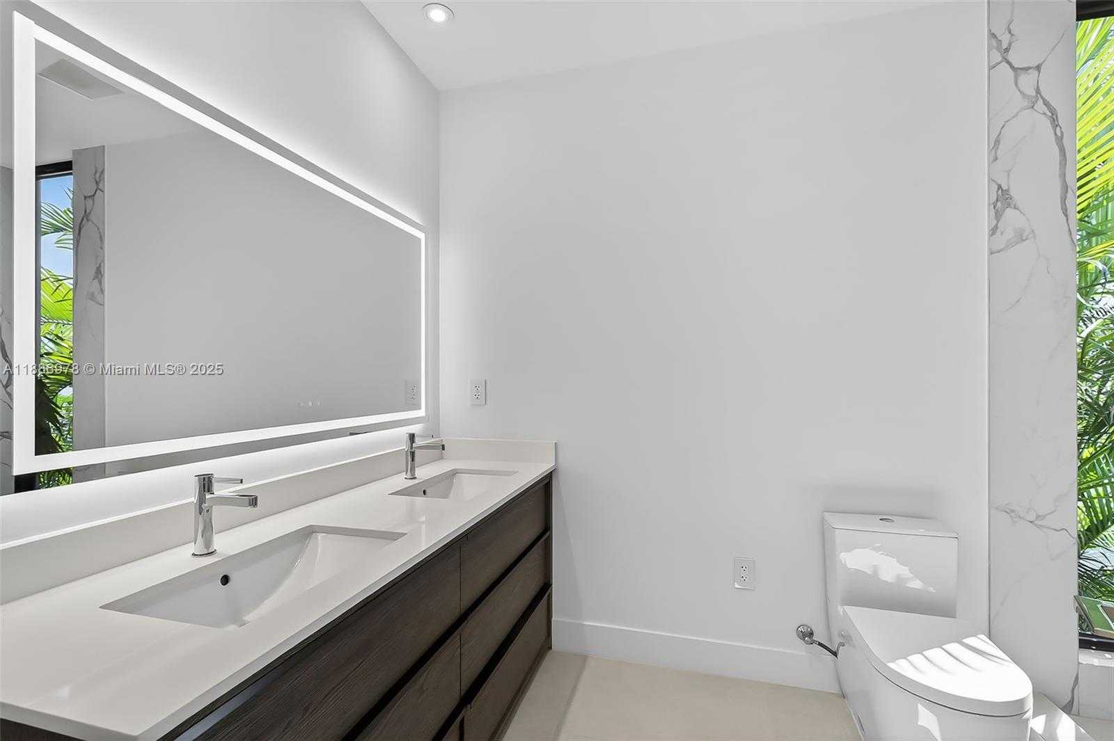 Small Image of 620 SOLAR ISLE DR, Fort Lauderdale Number 65