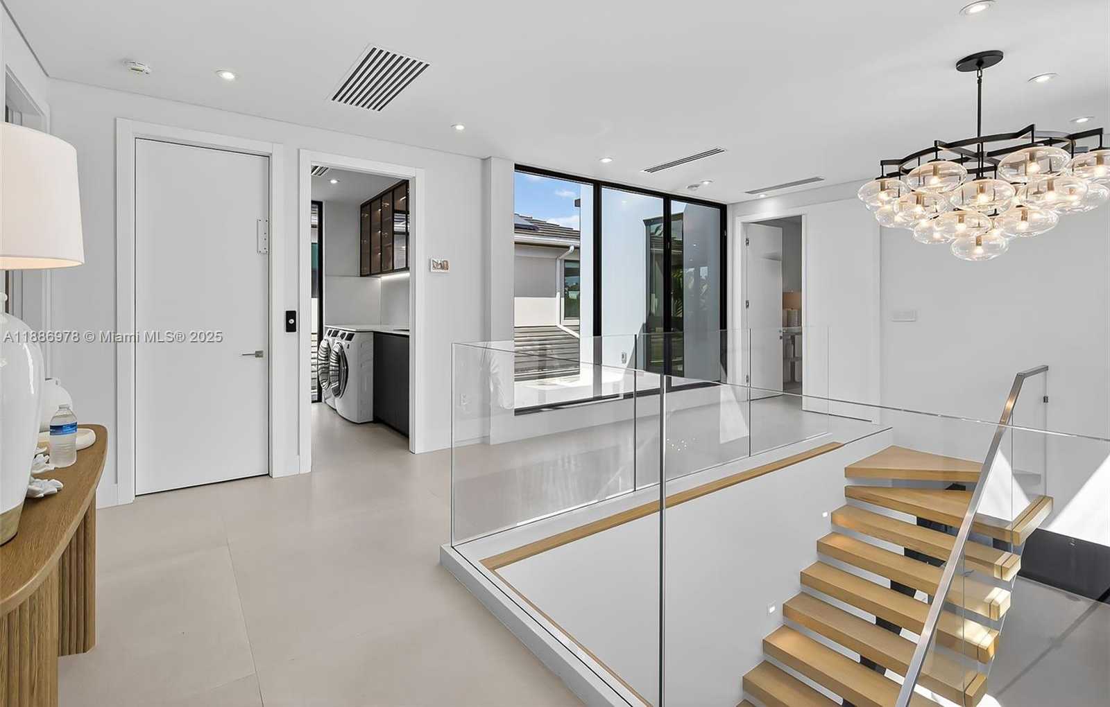 Small Image of 620 SOLAR ISLE DR, Fort Lauderdale Number 67