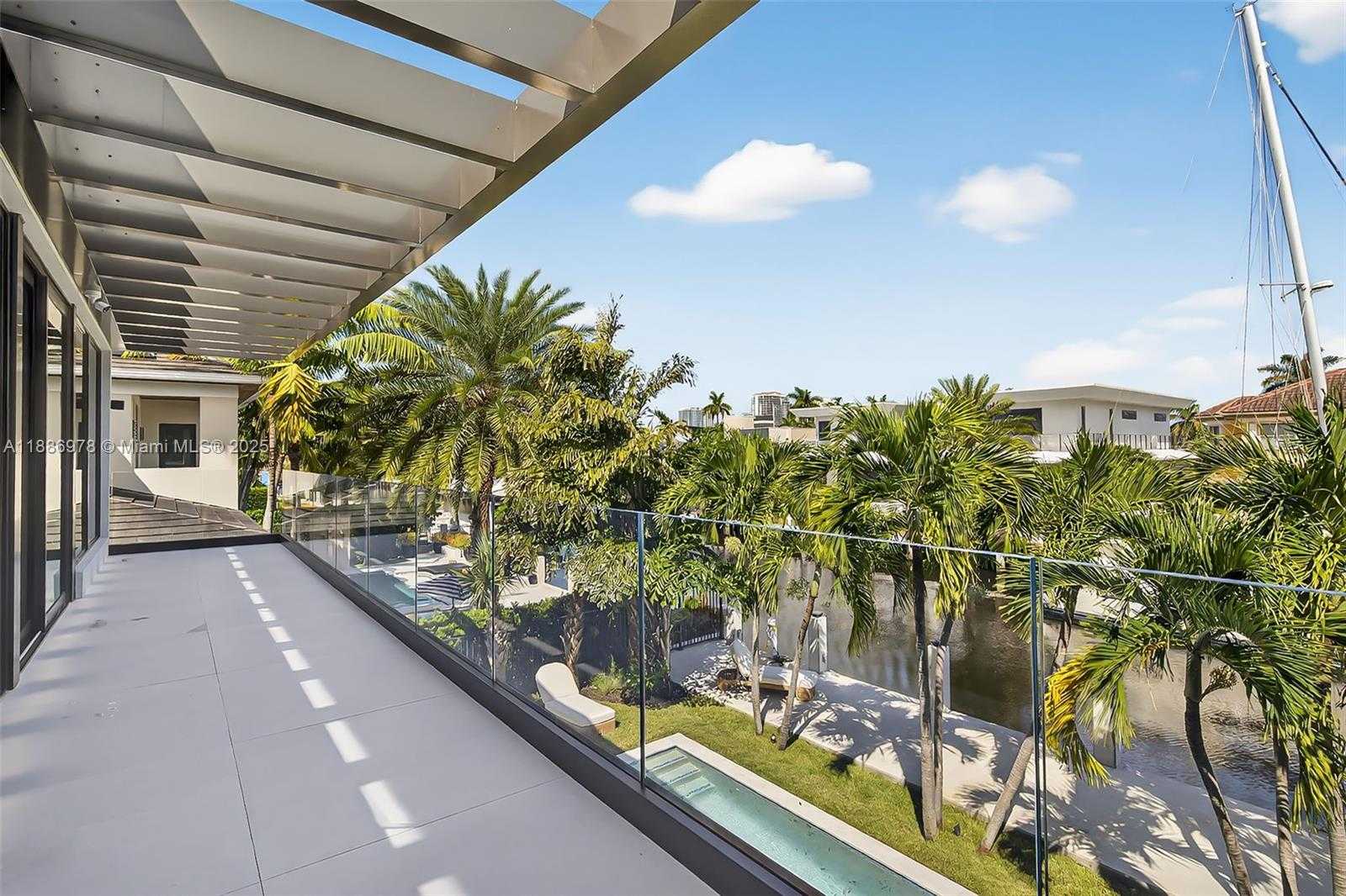 Small Image of 620 SOLAR ISLE DR, Fort Lauderdale Number 70