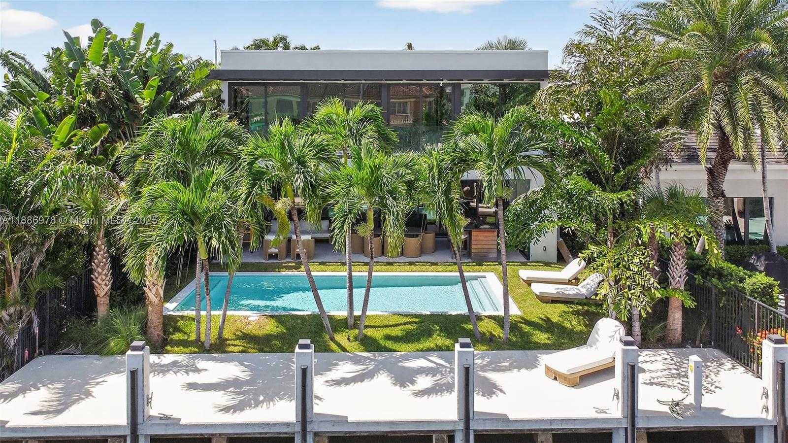 Small Image of 620 SOLAR ISLE DR, Fort Lauderdale Number 77