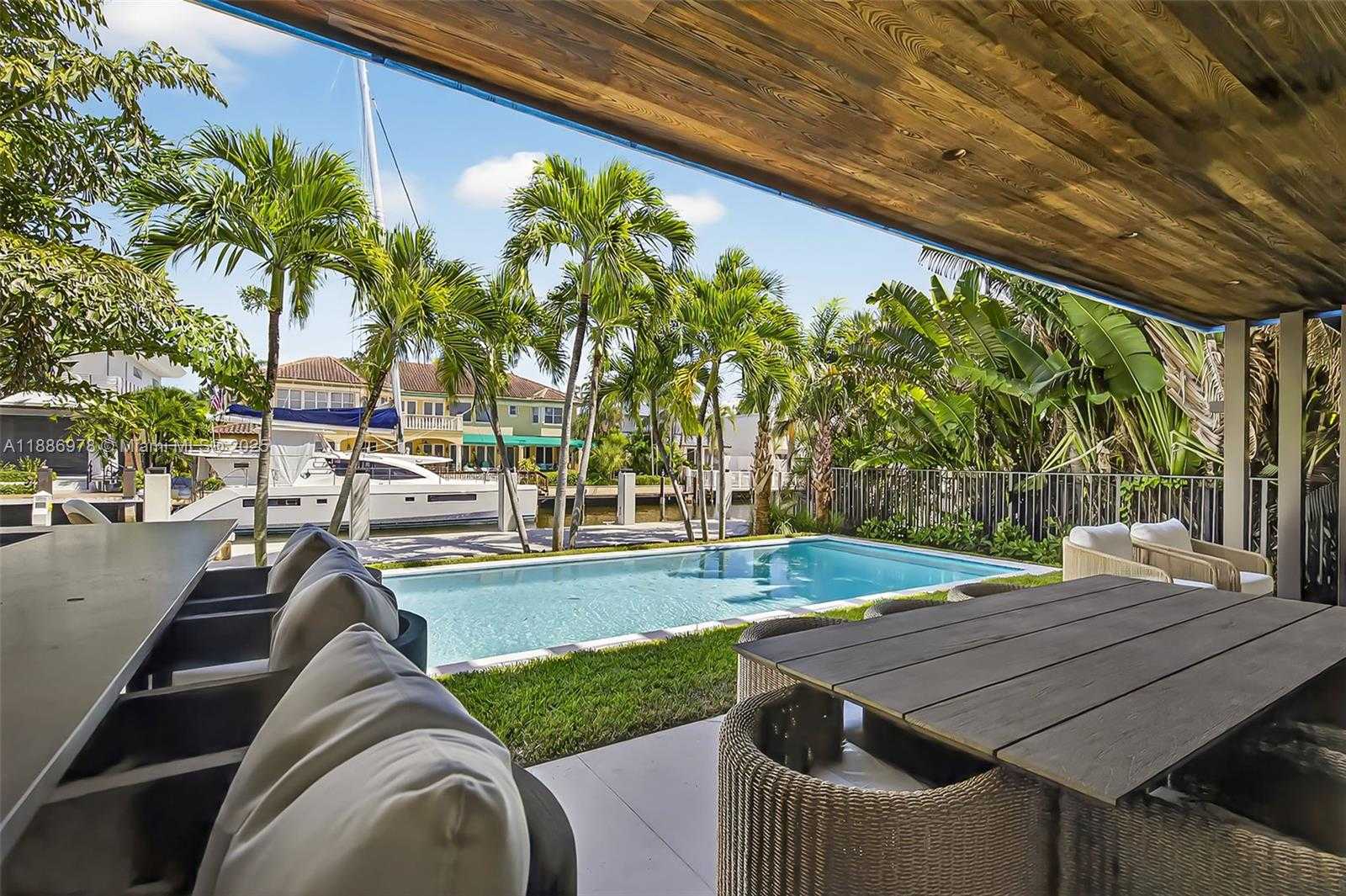 Small Image of 620 SOLAR ISLE DR, Fort Lauderdale Number 8