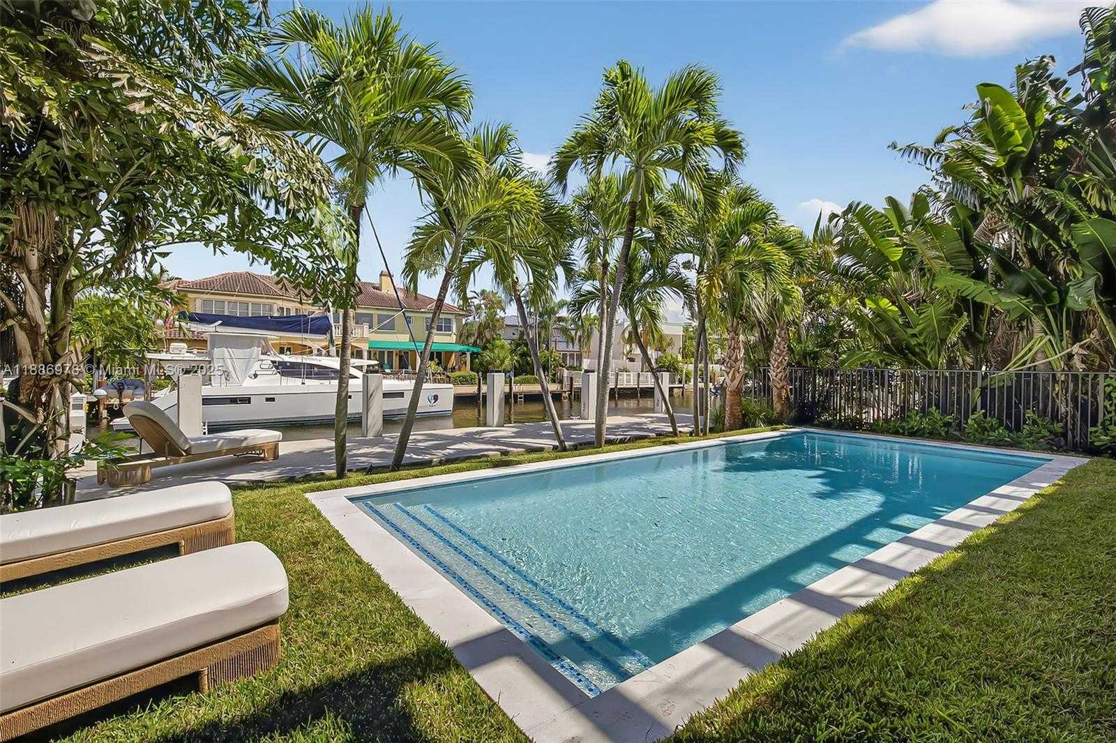 Small Image of 620 SOLAR ISLE DR, Fort Lauderdale Number 9