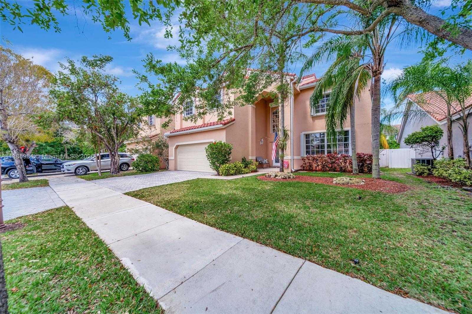 Small Image of 126 CAMERON CT, Weston Number 13