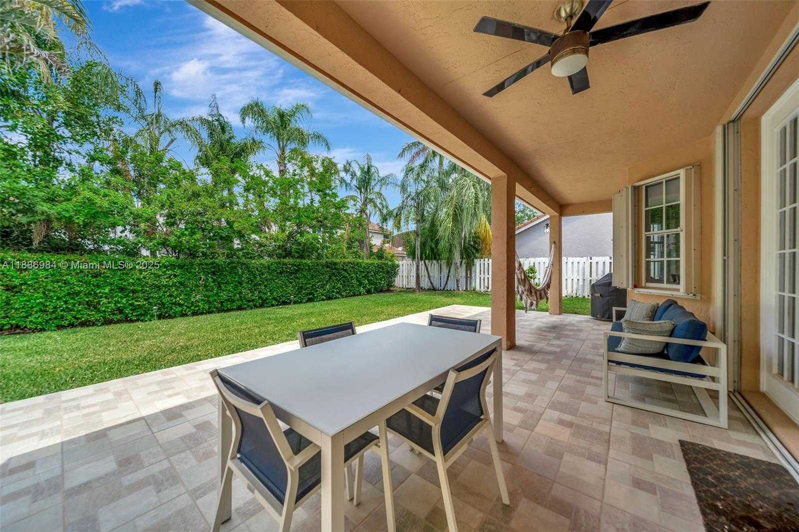 Small Image of 126 CAMERON CT, Weston Number 15