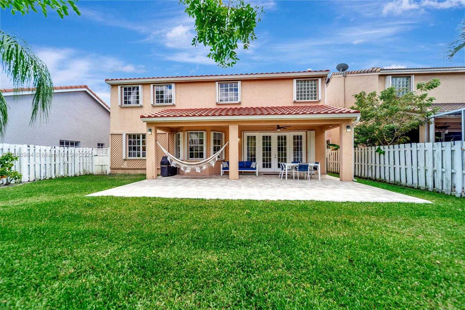 Small Image of 126 CAMERON CT, Weston Number 19