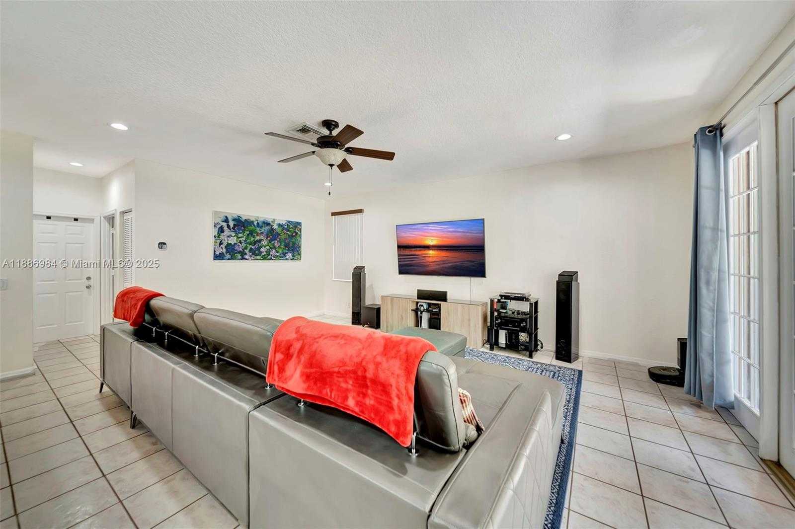 Small Image of 126 CAMERON CT, Weston Number 39