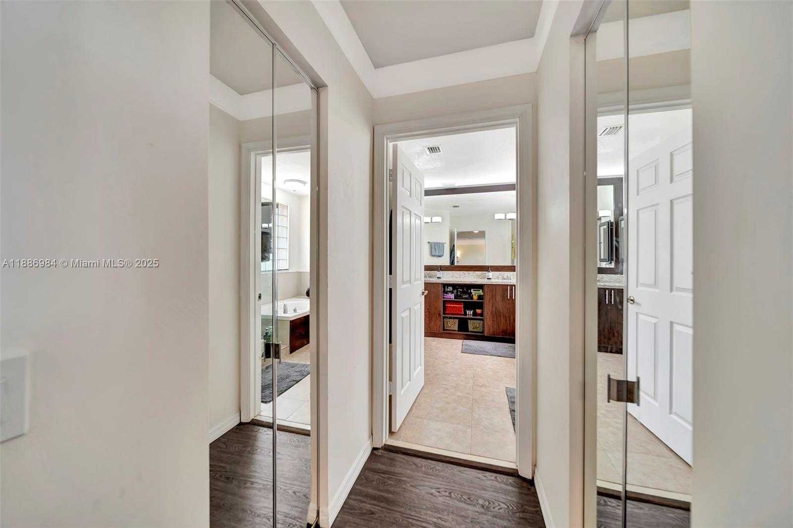 Small Image of 126 CAMERON CT, Weston Number 56