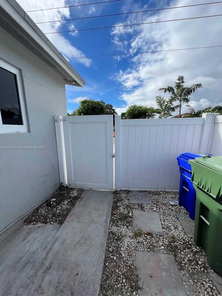 Small Image of 2209 NORTH WEST 6TH ST #1, Fort Lauderdale Number 19