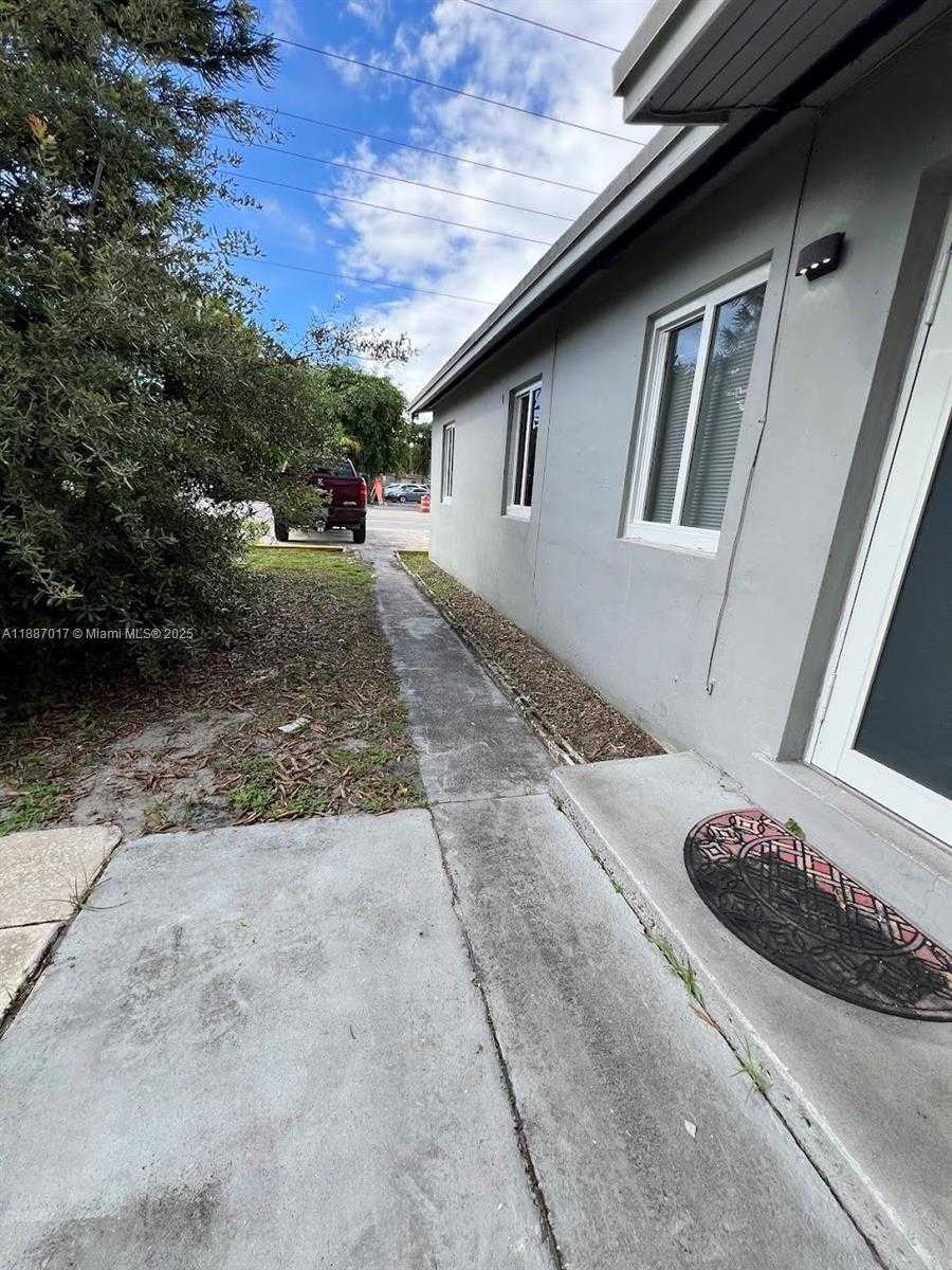 Small Image of 2209 NORTH WEST 6TH ST #1, Fort Lauderdale Number 6