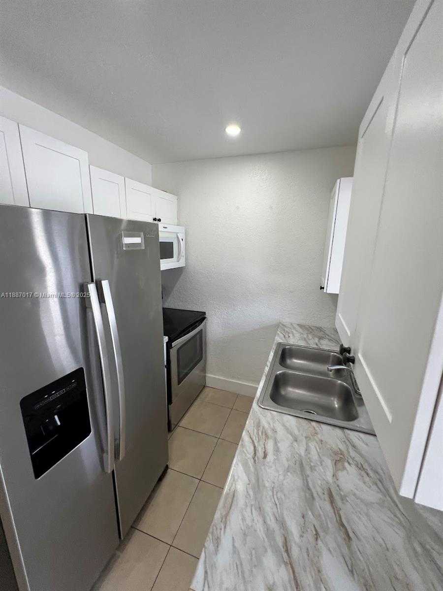 Small Image of 2209 NORTH WEST 6TH ST #1, Fort Lauderdale Number 8