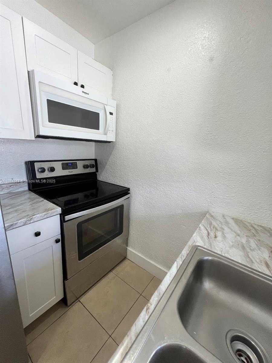 Small Image of 2209 NORTH WEST 6TH ST #1, Fort Lauderdale Number 9