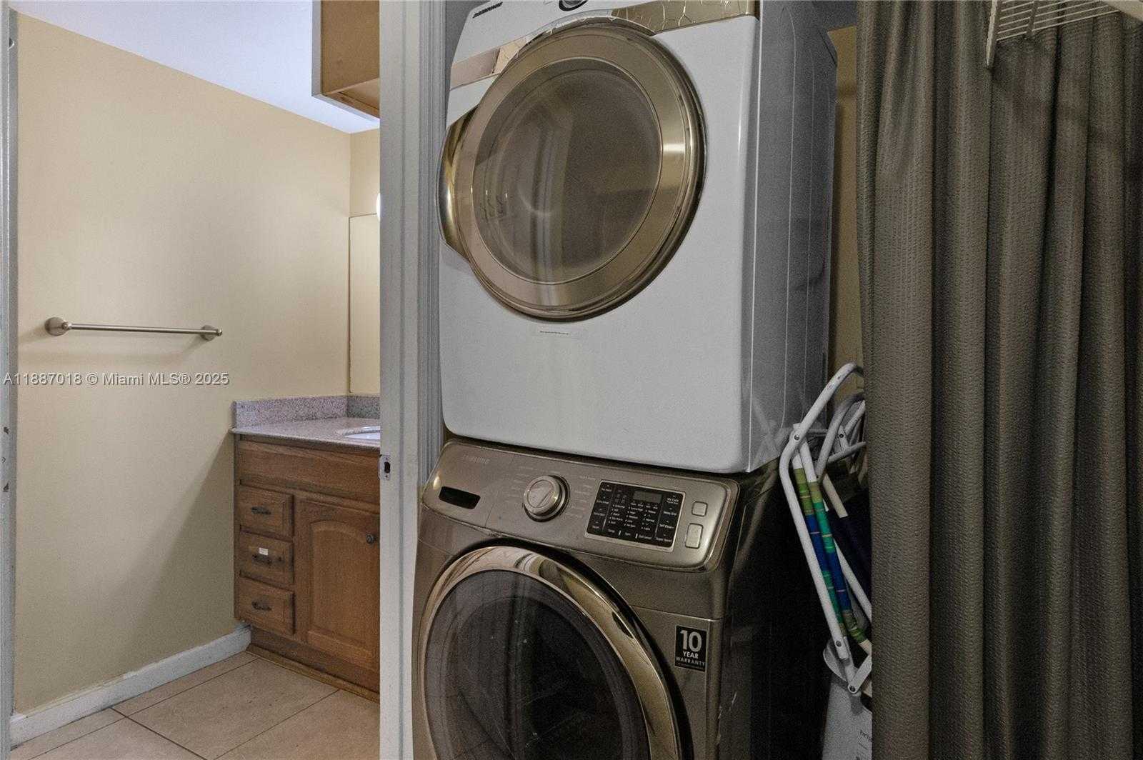 Small Image of 404 NORTH EAST 24TH AVE, Pompano Beach Number 29
