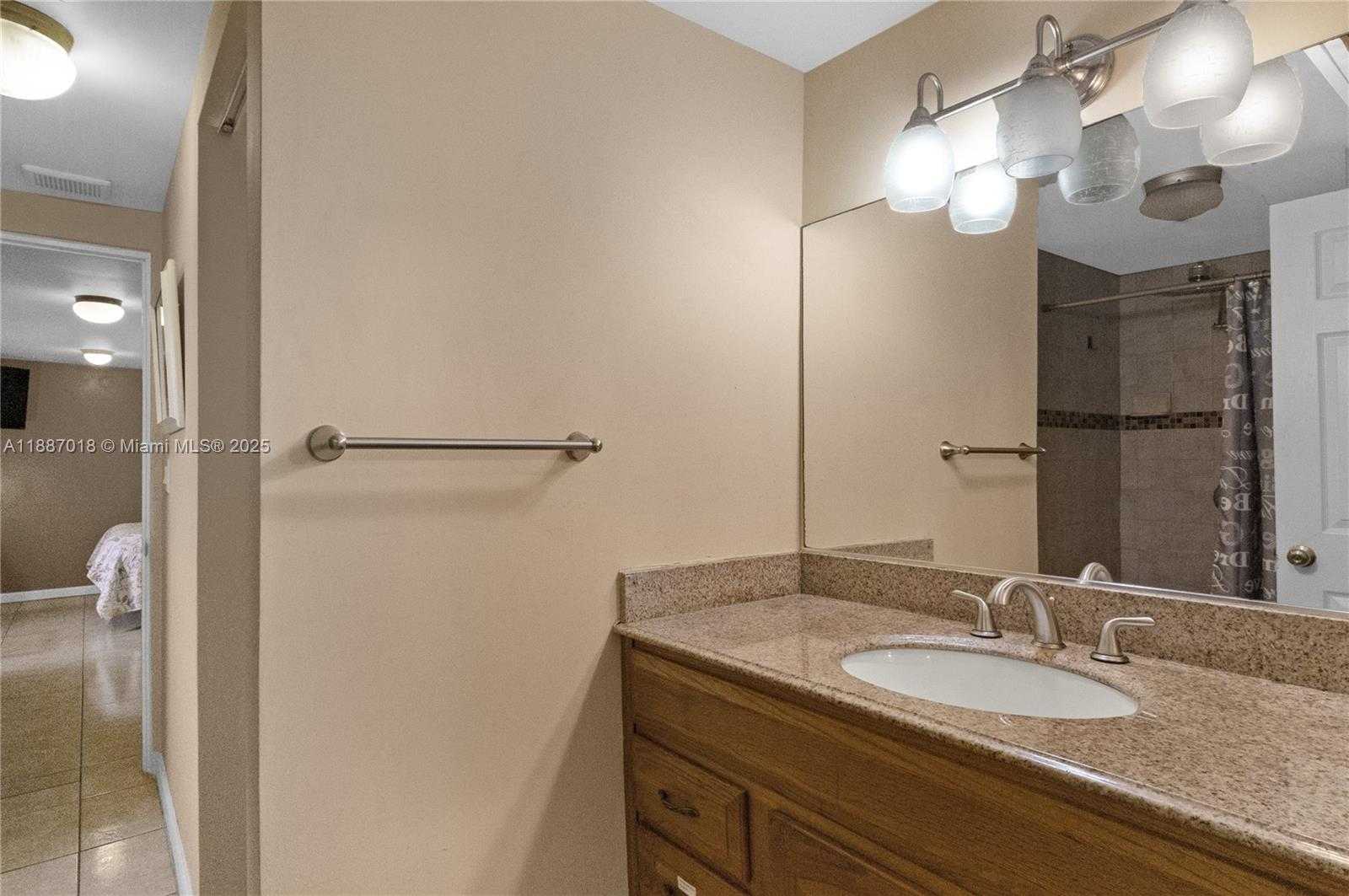 Small Image of 404 NORTH EAST 24TH AVE, Pompano Beach Number 31