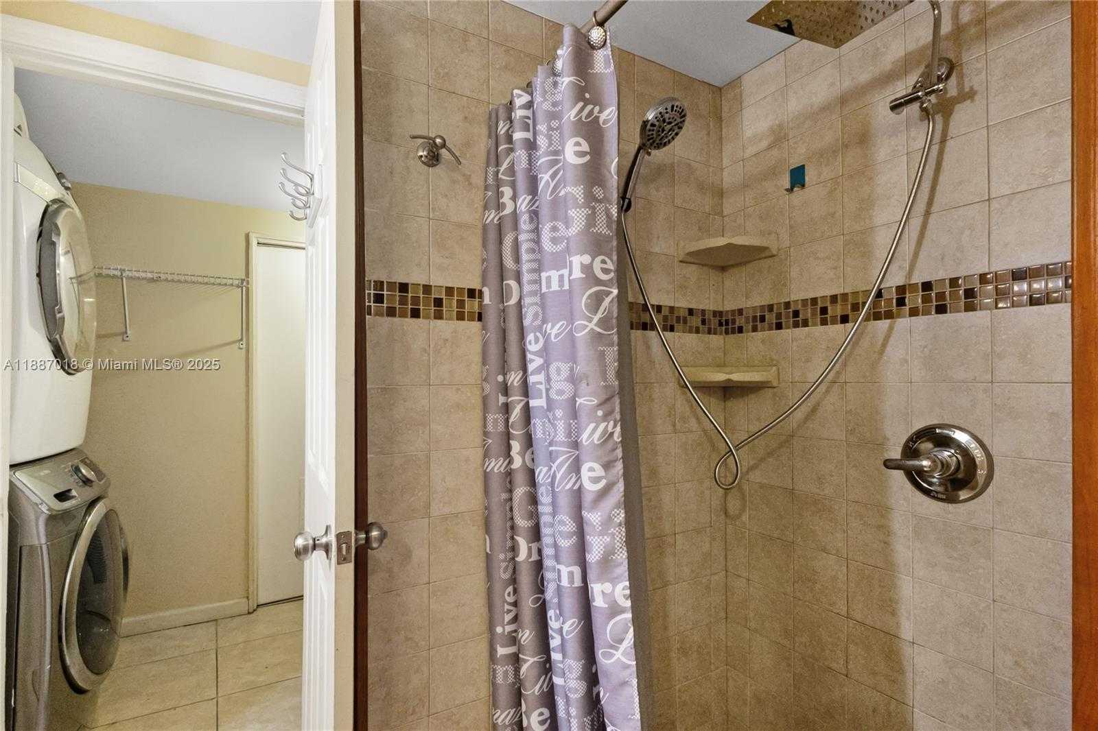Small Image of 404 NORTH EAST 24TH AVE, Pompano Beach Number 32