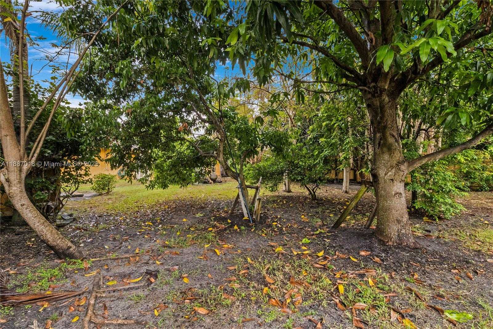 Small Image of 404 NORTH EAST 24TH AVE, Pompano Beach Number 6