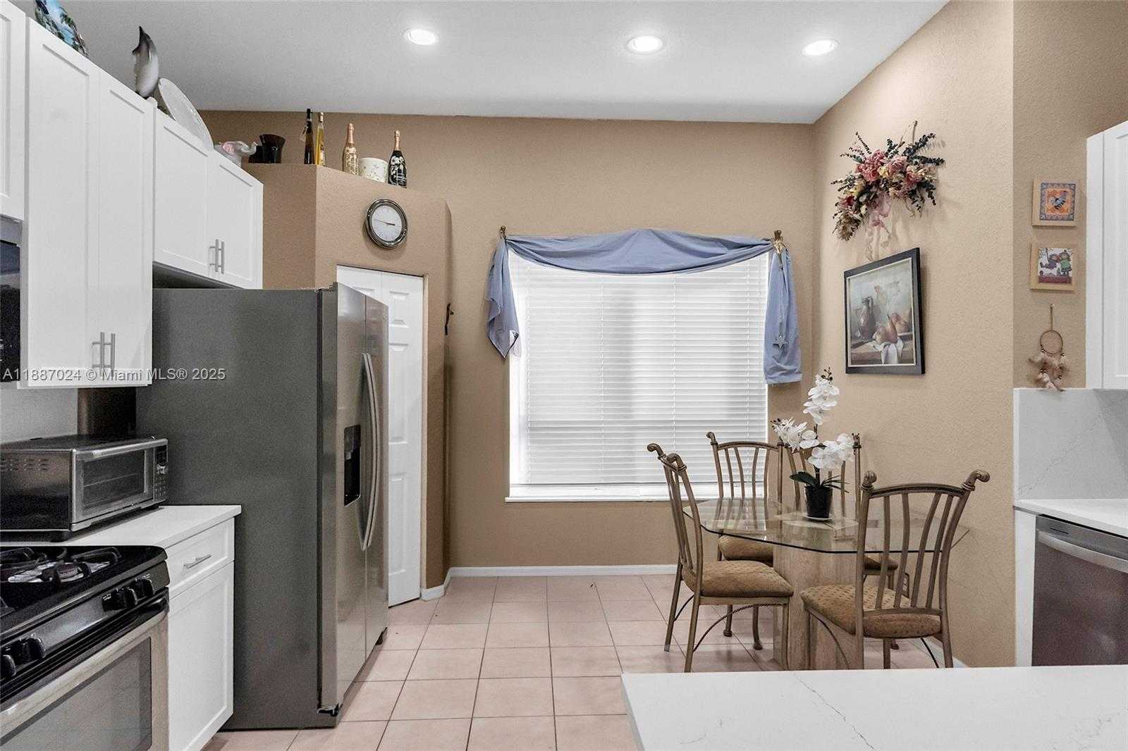 Small Image of 2034 NORTH WEST 145TH AVE, Pembroke Pines Number 18