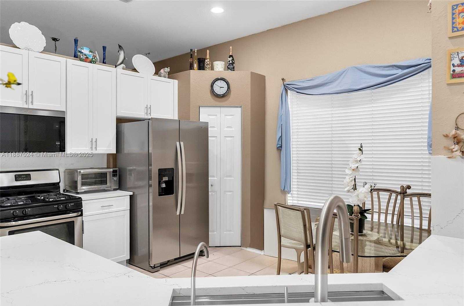 Small Image of 2034 NORTH WEST 145TH AVE, Pembroke Pines Number 19