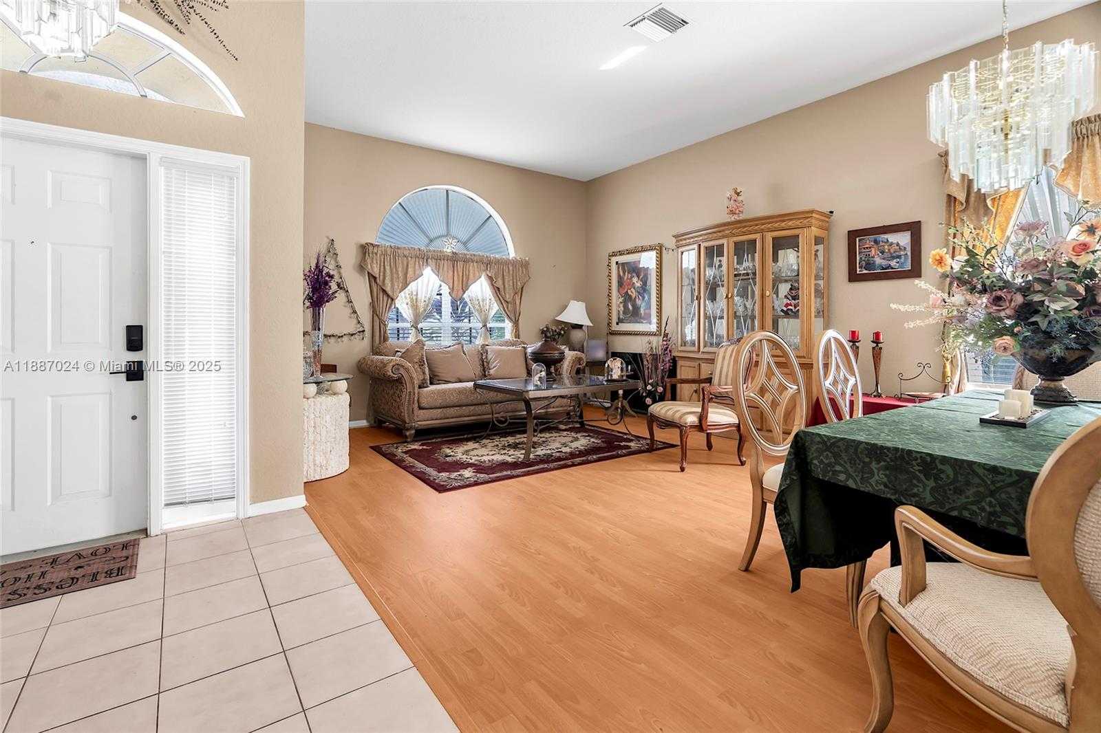 Small Image of 2034 NORTH WEST 145TH AVE, Pembroke Pines Number 8
