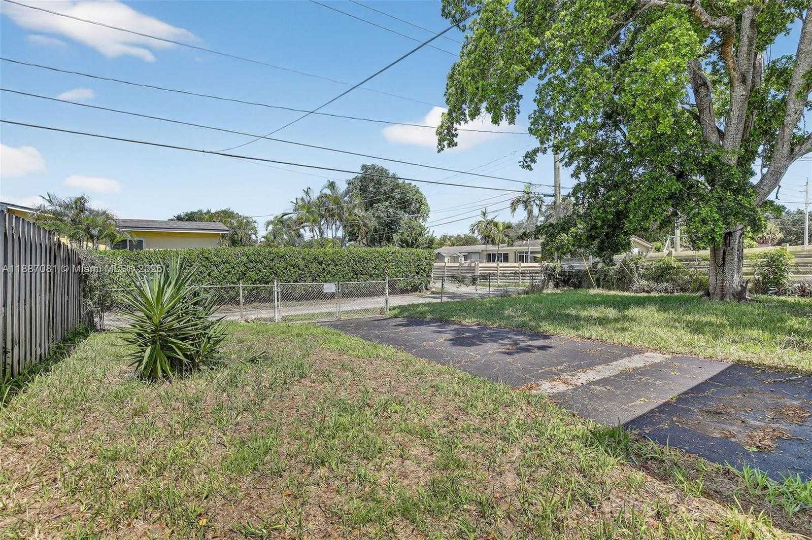 Small Image of 4315 WEST PARK RD, Hollywood Number 21