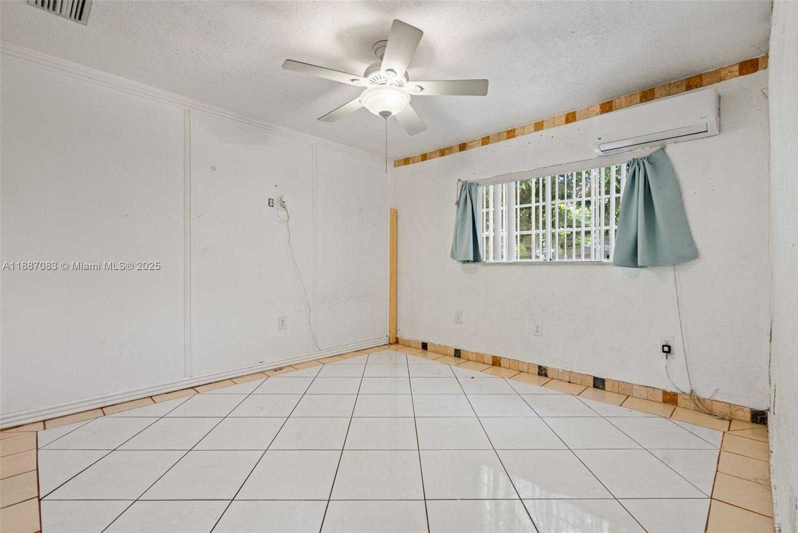 Small Image of 6045 DAWSON ST, Hollywood Number 22