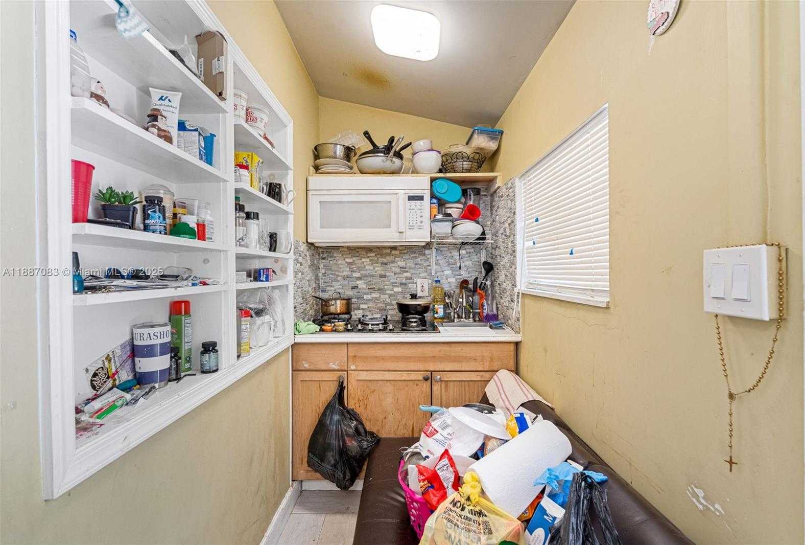 Small Image of 6045 DAWSON ST, Hollywood Number 29
