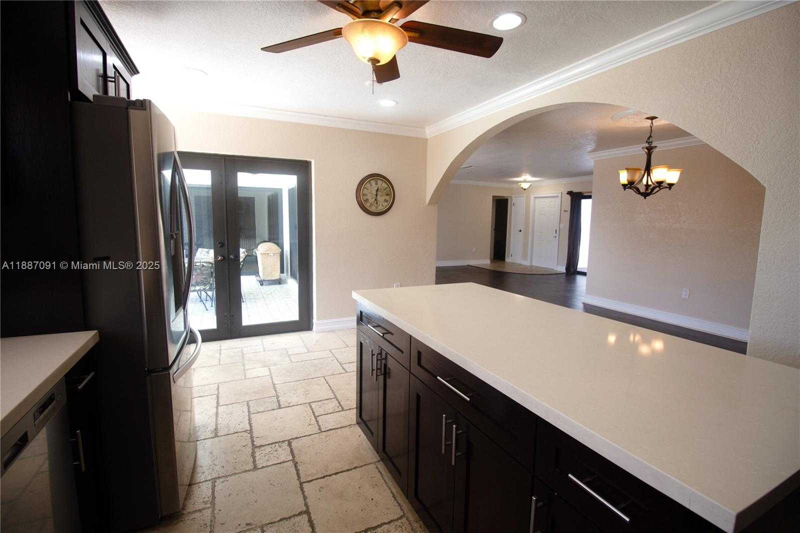 Small Image of 8544 LONG ACRE DR, Miramar Number 8