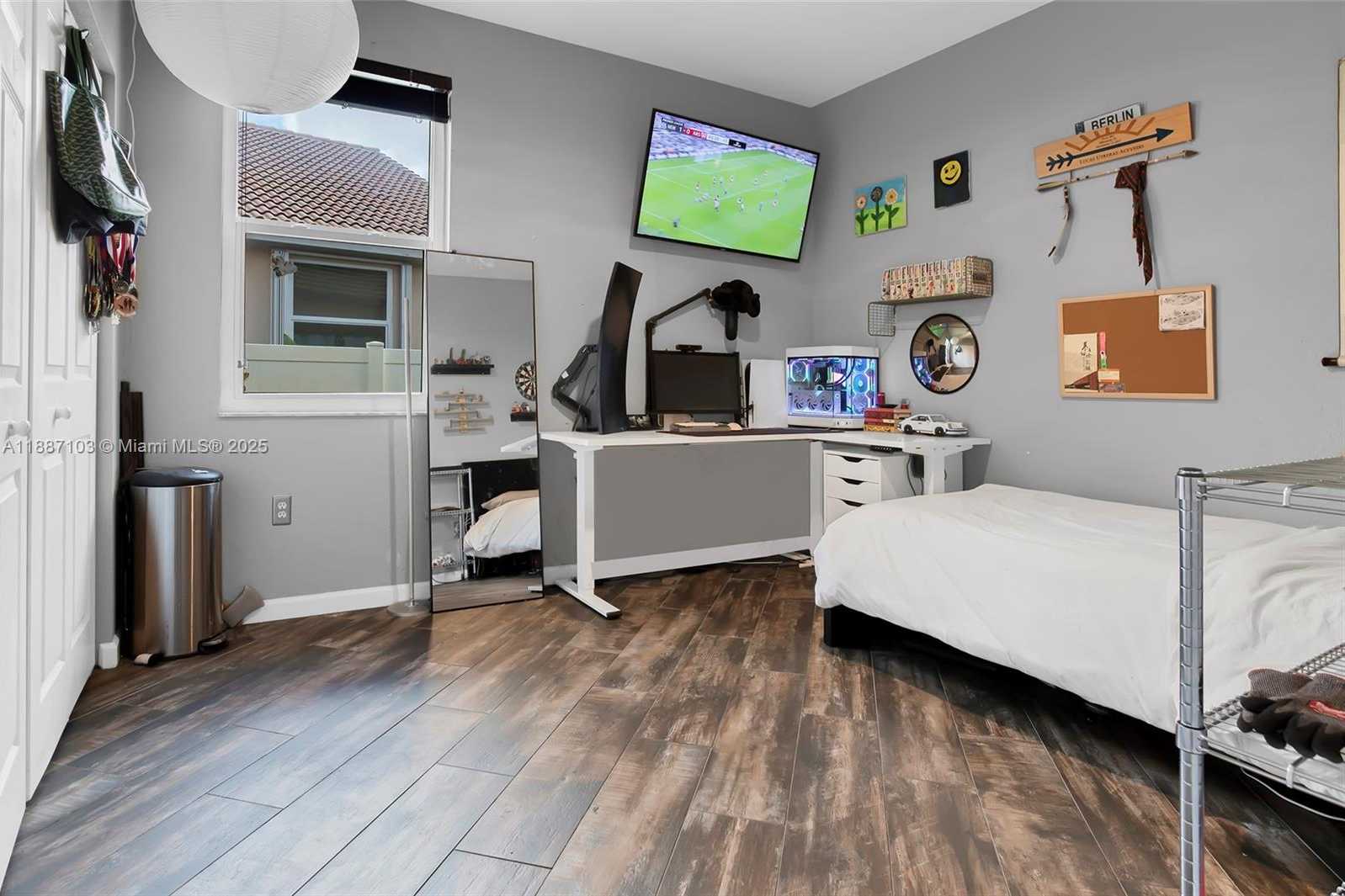 Small Image of 2960 SOUTH WEST 190TH AVE, Miramar Number 20