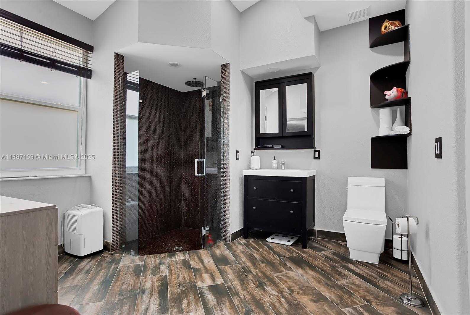 Small Image of 2960 SOUTH WEST 190TH AVE, Miramar Number 25