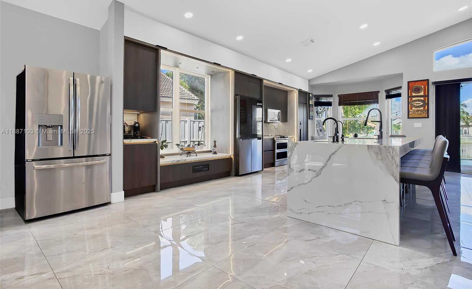Small Image of 2960 SOUTH WEST 190TH AVE, Miramar Number 3