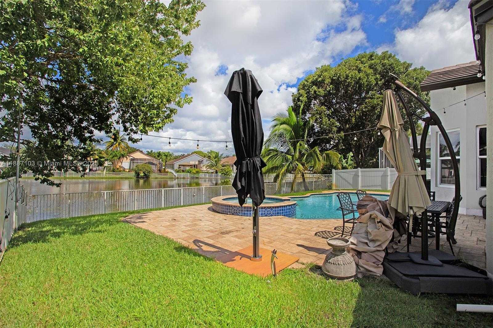 Small Image of 2960 SOUTH WEST 190TH AVE, Miramar Number 34
