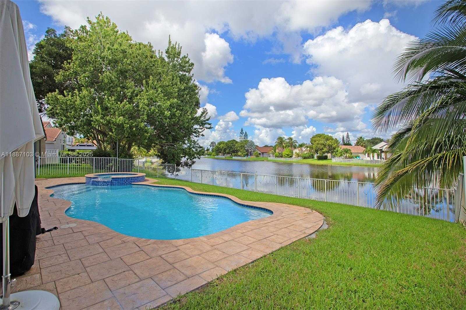 Small Image of 2960 SOUTH WEST 190TH AVE, Miramar Number 38