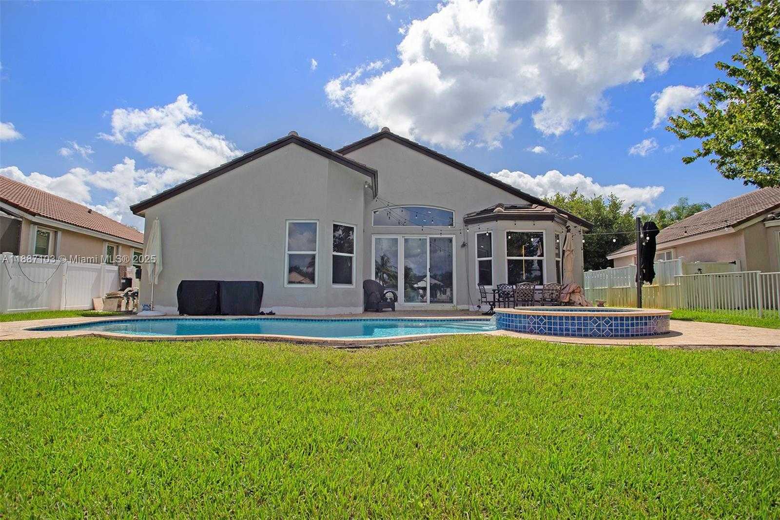 Small Image of 2960 SOUTH WEST 190TH AVE, Miramar Number 39