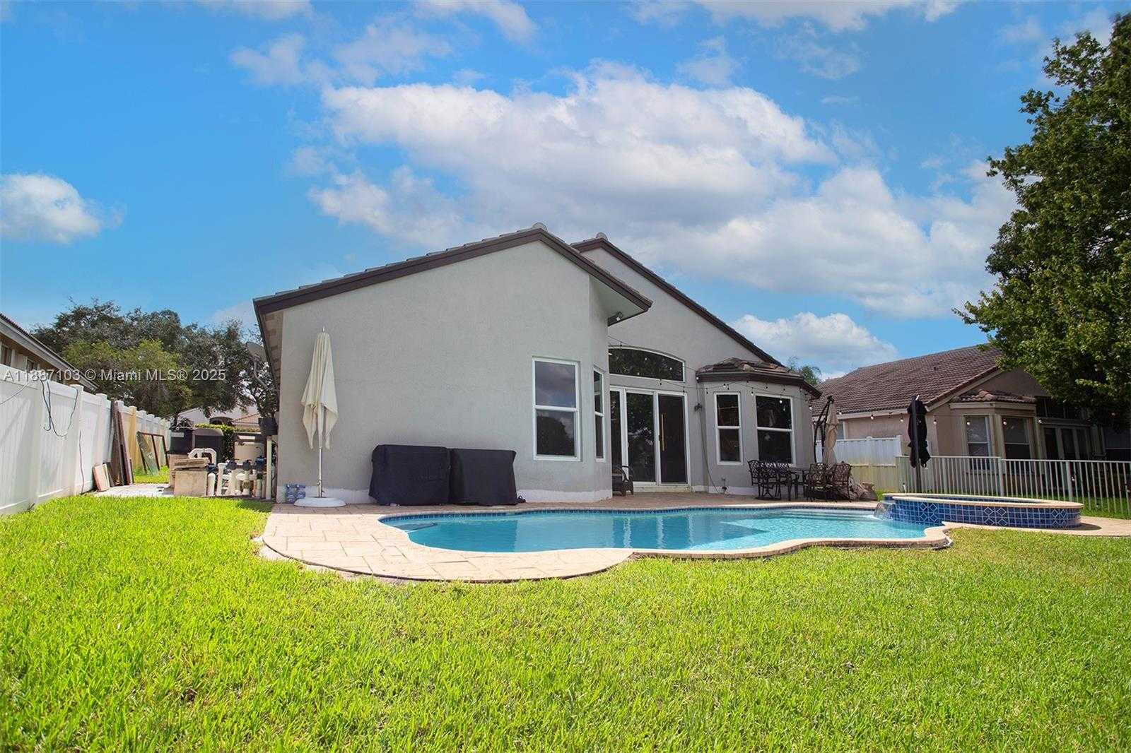 Small Image of 2960 SOUTH WEST 190TH AVE, Miramar Number 40
