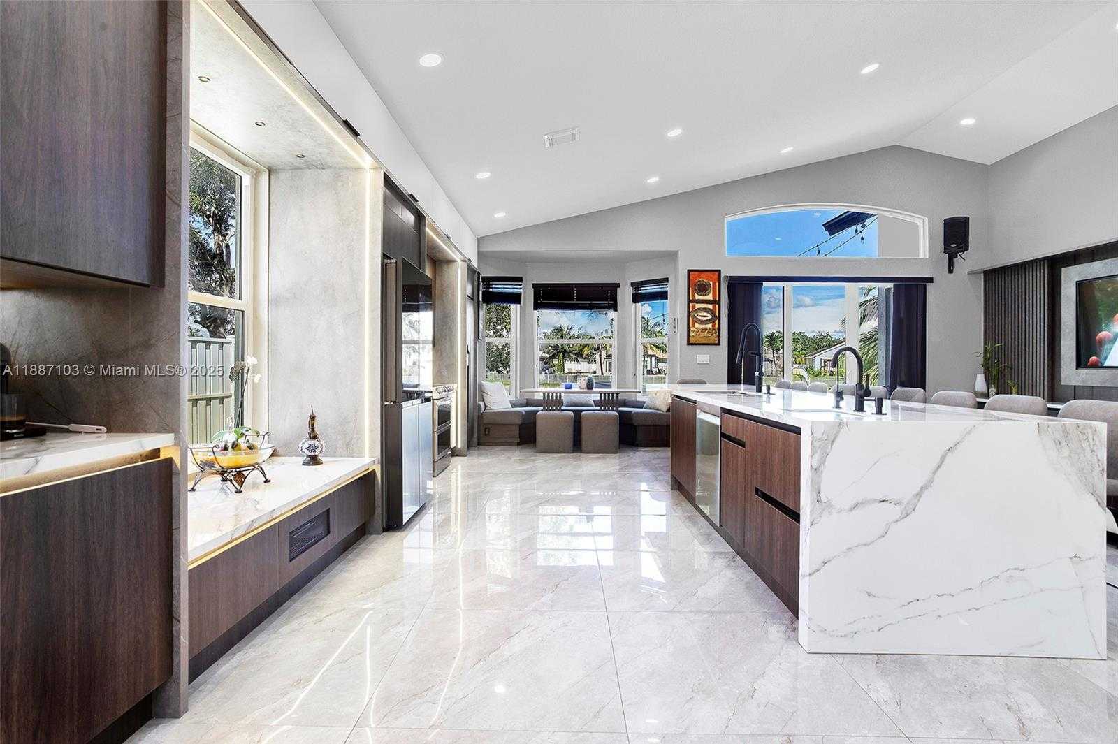 Small Image of 2960 SOUTH WEST 190TH AVE, Miramar Number 7