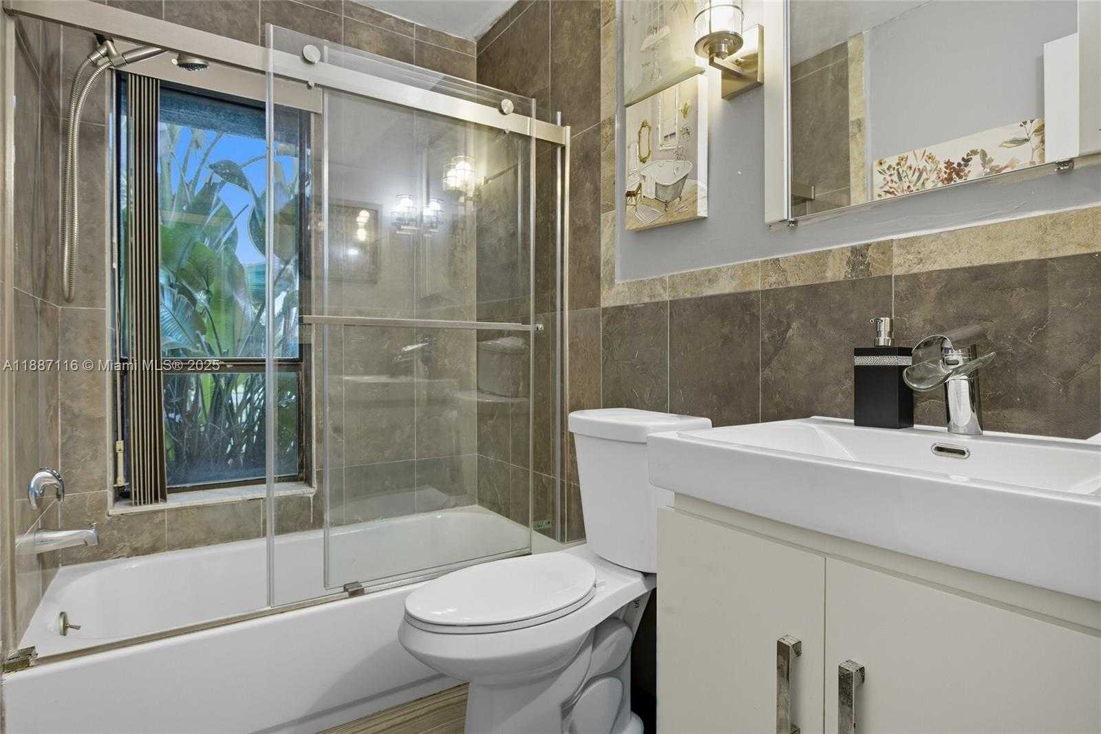 Small Image of 8240 NORTH WEST 51ST CT, Lauderhill Number 20