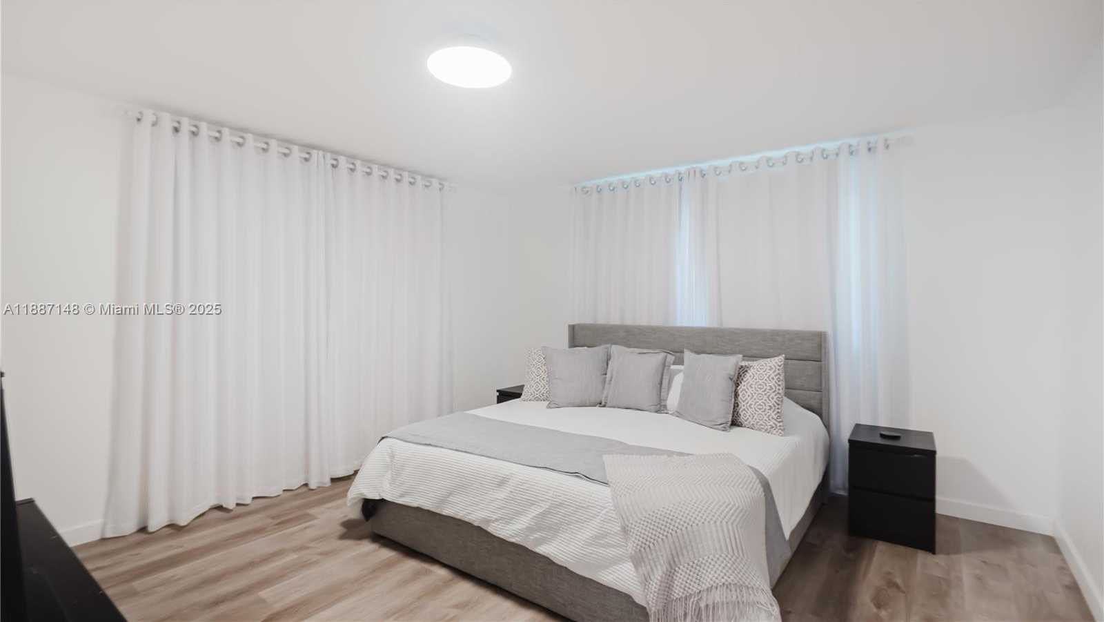 Small Image of 10300 NORTH WEST 80TH CT, Tamarac Number 12
