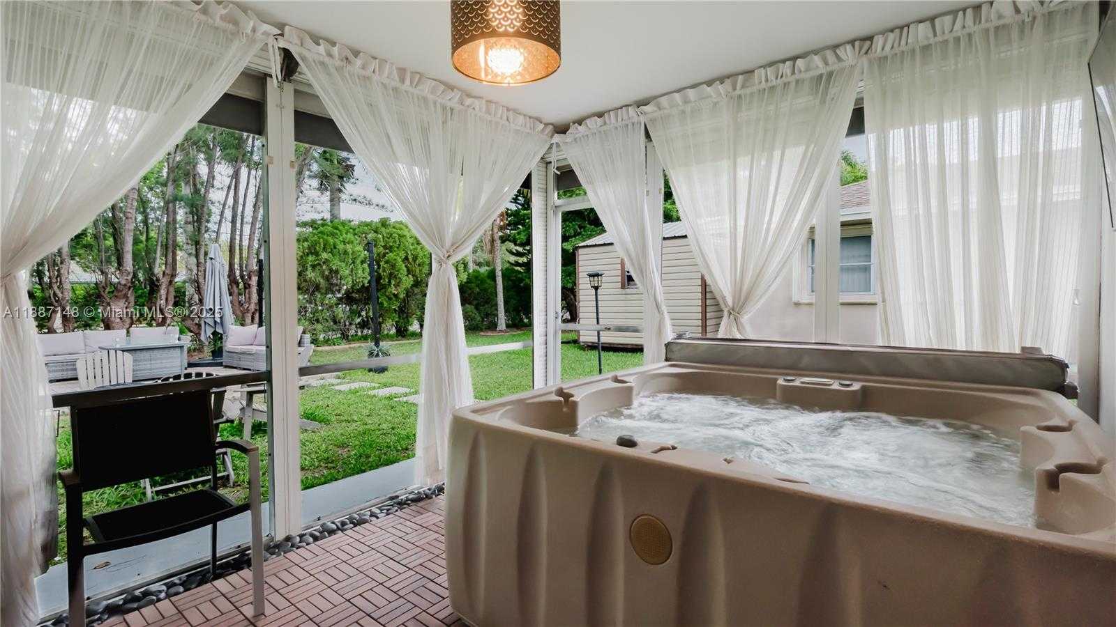 Small Image of 10300 NORTH WEST 80TH CT, Tamarac Number 8