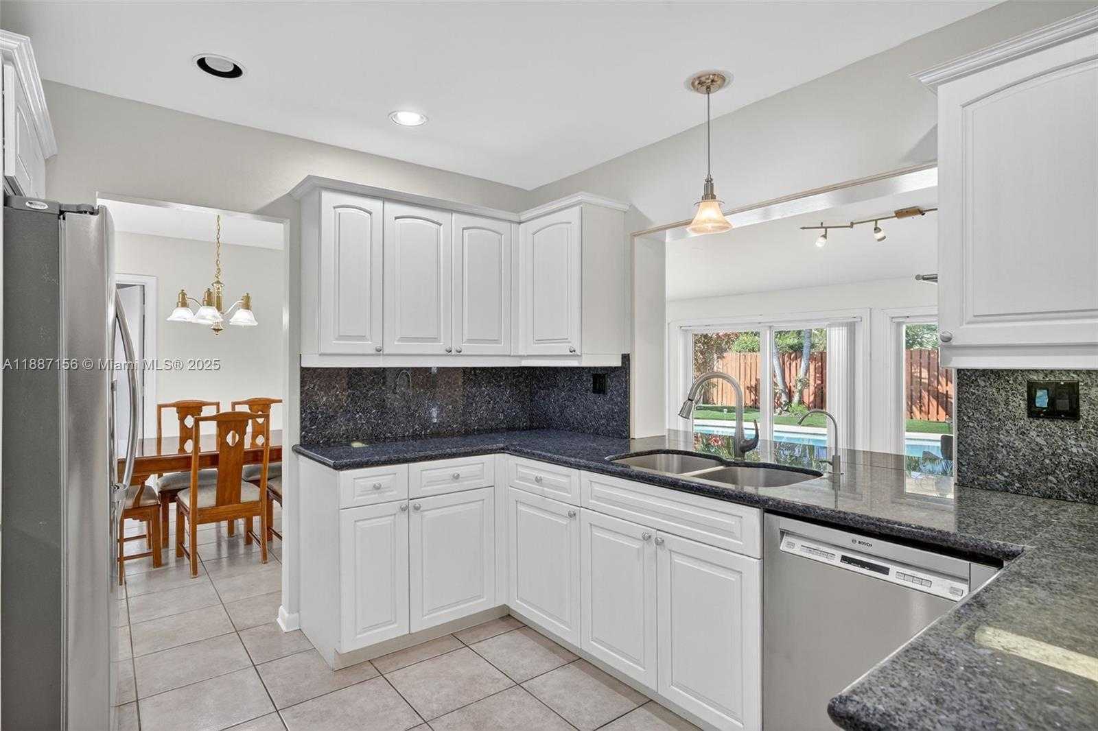 Small Image of 5701 NORTH EAST 21ST AVE, Fort Lauderdale Number 12