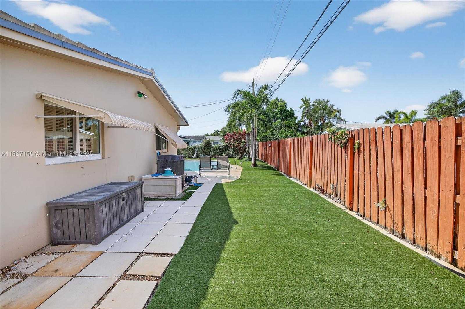 Small Image of 5701 NORTH EAST 21ST AVE, Fort Lauderdale Number 42