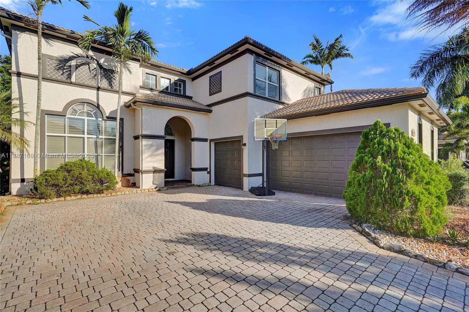 Small Image of 8824 COBBLESTONE POINT CIR, Boynton Beach Number 1