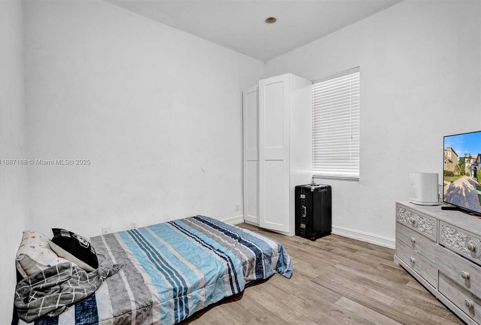 Small Image of 8824 COBBLESTONE POINT CIR, Boynton Beach Number 23