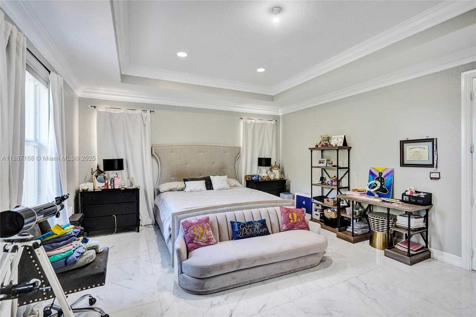 Small Image of 8824 COBBLESTONE POINT CIR, Boynton Beach Number 33