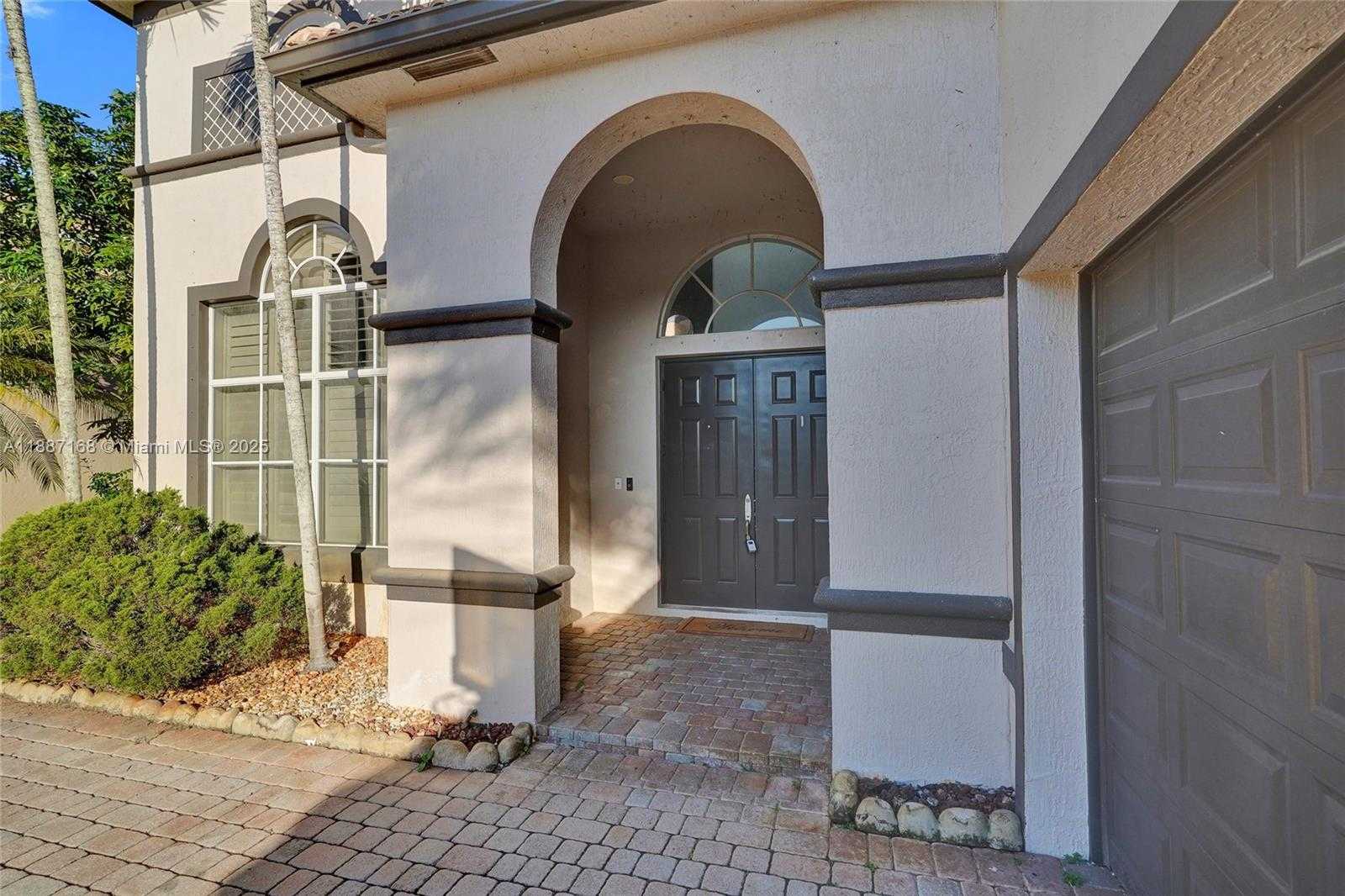 Small Image of 8824 COBBLESTONE POINT CIR, Boynton Beach Number 4