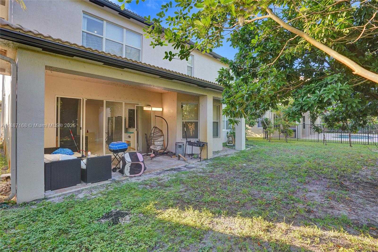 Small Image of 8824 COBBLESTONE POINT CIR, Boynton Beach Number 42