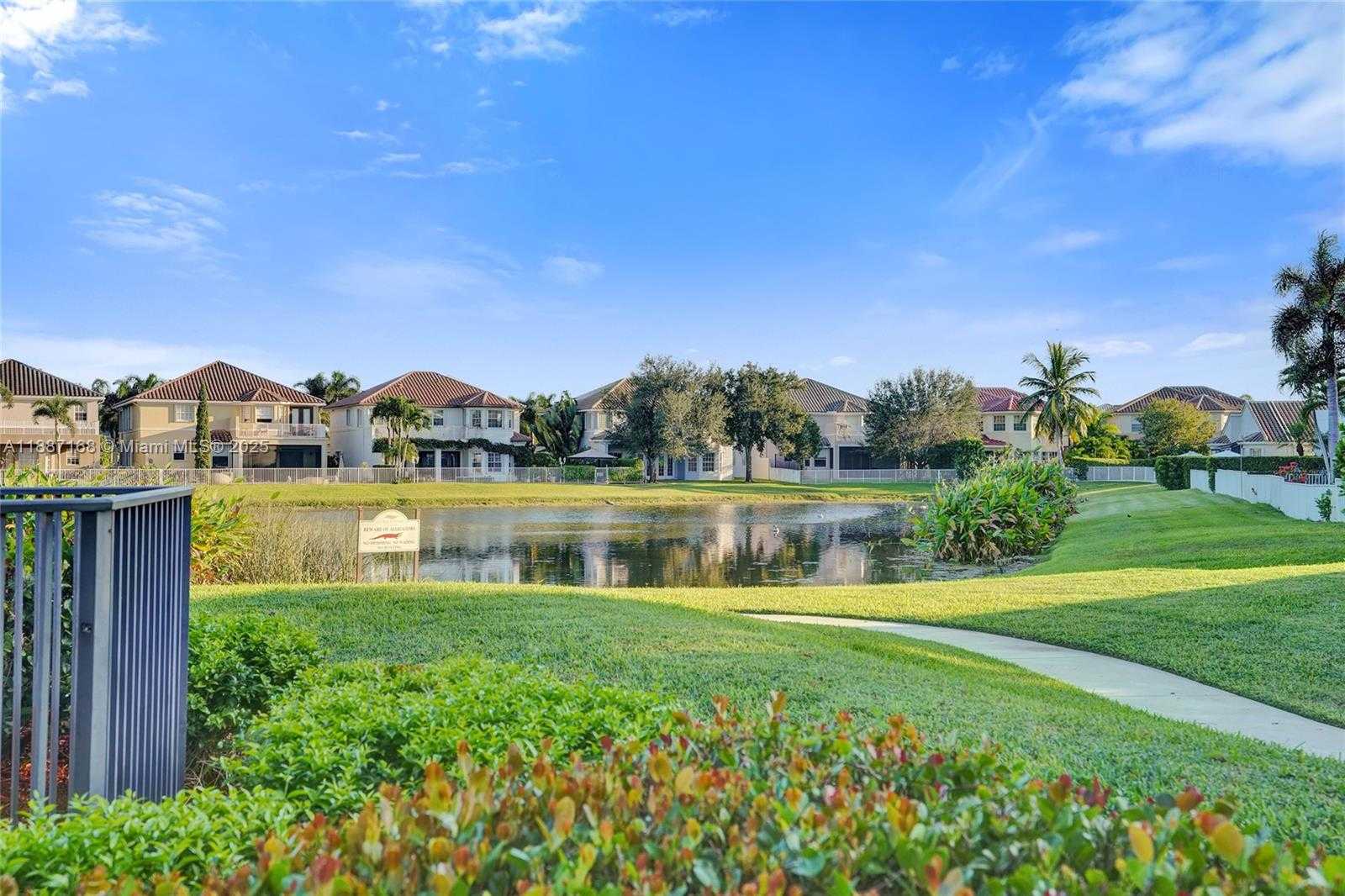 Small Image of 8824 COBBLESTONE POINT CIR, Boynton Beach Number 48