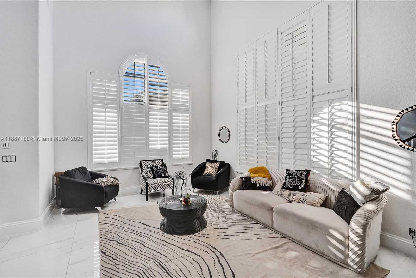 Small Image of 8824 COBBLESTONE POINT CIR, Boynton Beach Number 6