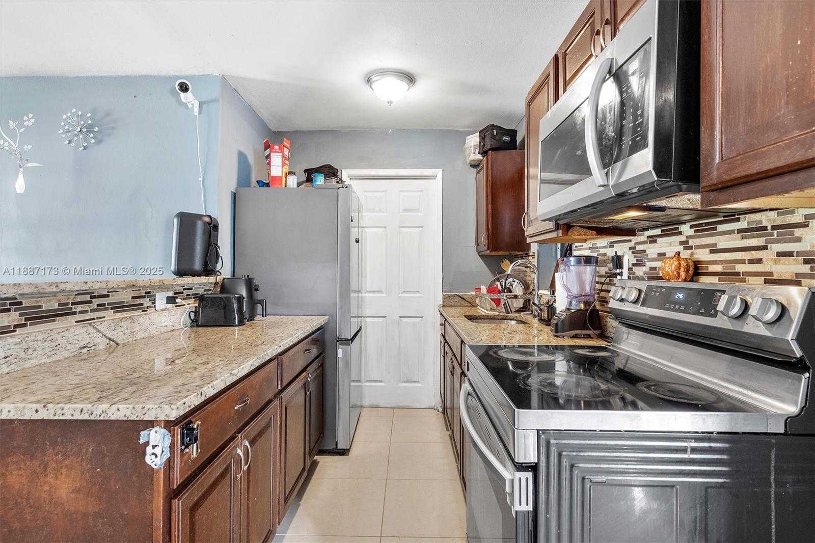 Small Image of 1840 NORTH WEST 33RD TER, Lauderhill Number 10
