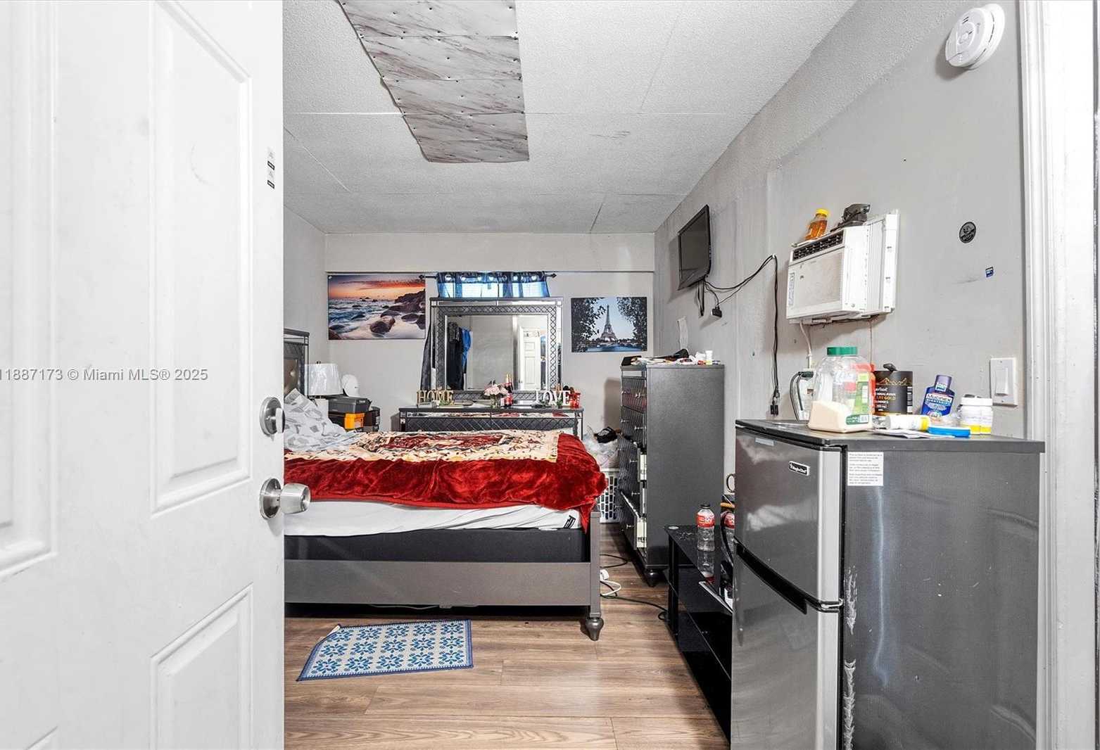 Small Image of 1840 NORTH WEST 33RD TER, Lauderhill Number 16